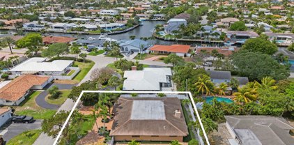 2731 Ne 40th Ct, Lighthouse Point