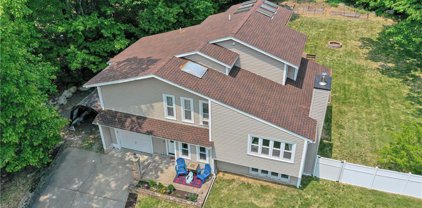 67 Highwood  Drive, Coventry