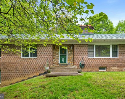 3756 Rolling Hills Dr, Delaplane