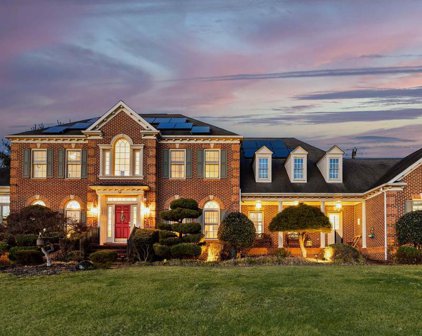 506 Pond View Ln, Cockeysville