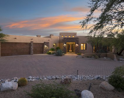 1215 W Weathered Stone, Oro Valley