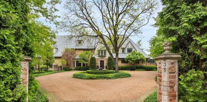 35 Indian Hill Road, Winnetka
