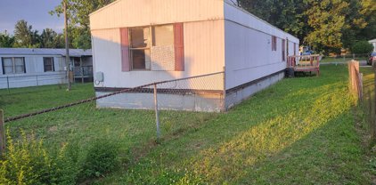 123 Plantation Dr, La Vergne