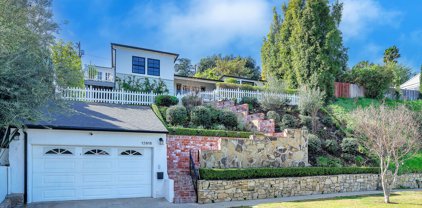 13818  Valley Vista Blvd, Sherman Oaks