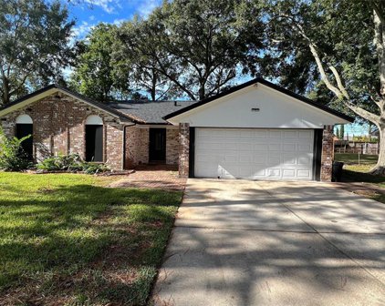 806 Seminole Drive, Kemah