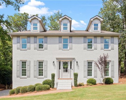 720 Springview Court, Roswell