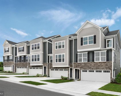 7901 Olive Branch Ln Unit #SERENADE, Laurel