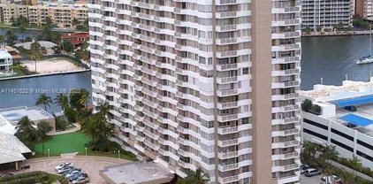 1965 S Ocean Dr Unit #8M, Hallandale Beach