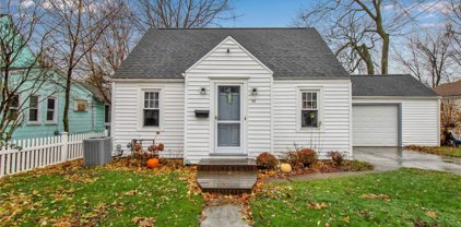 44 Barnsdale Avenue, West Seneca