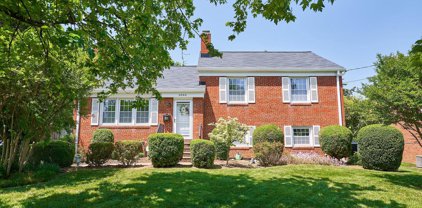 6944 Essex Ave, Springfield