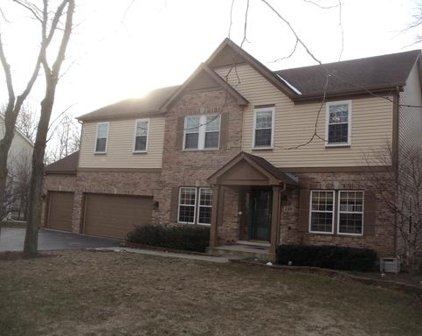 120 S Oakleaf Road, Algonquin