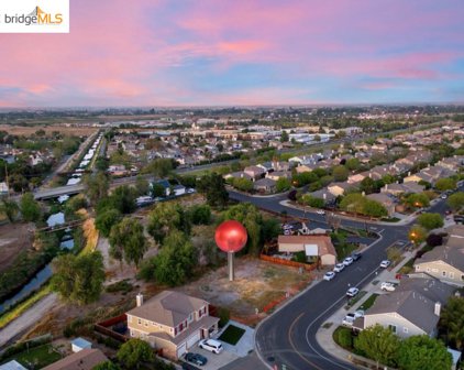 Sunset Road, Brentwood