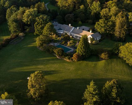 210 Golf Course Rd, Owings Mills