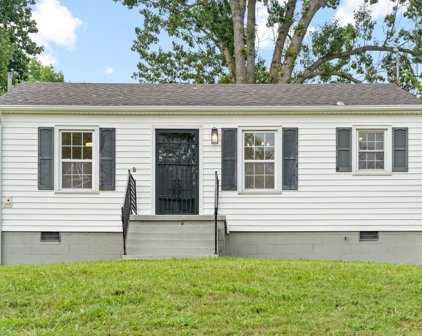 1023 Ridgecrest Dr, Clarksville
