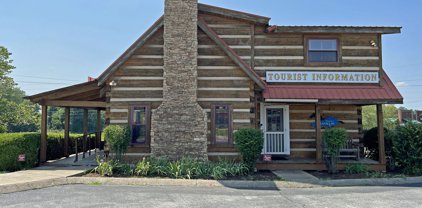 81 Steele Rd, Franklin