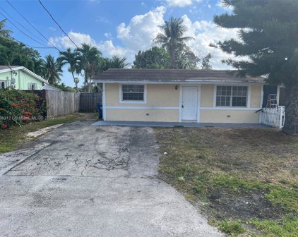 6878 Sw 15th St, North Lauderdale