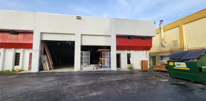 8499 Nw 54th St, Doral