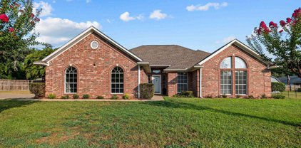 412 Landon, Whitehouse