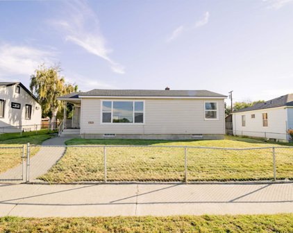 828 W Octave St, Pasco