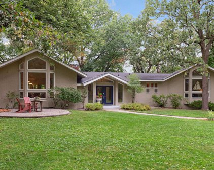 3828 Tonkawood Road, Minnetonka