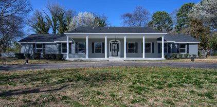 1518 Mcbee, Malvern