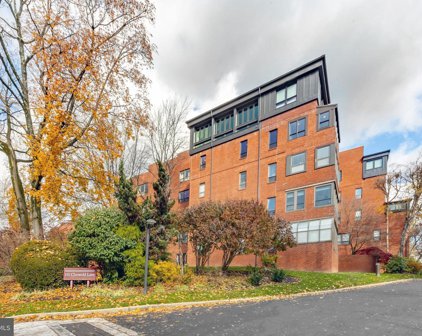 101 Cheswold Ln Unit #3-D, Haverford