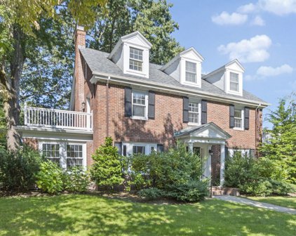 9 Larch Road, Newton