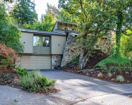 2325 BLACKBURN ST, Eugene