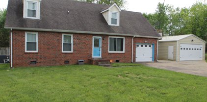 368 Manorstone Ln, Clarksville