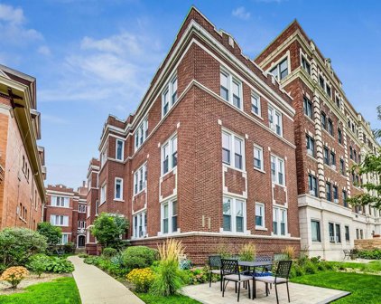 715 Washington Boulevard Unit #2D, Oak Park