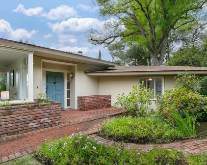 1060 Glen Oaks Boulevard, Pasadena