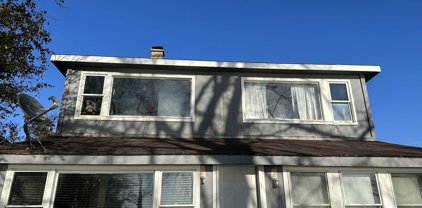 33826 N Lake Shore Drive, Grayslake