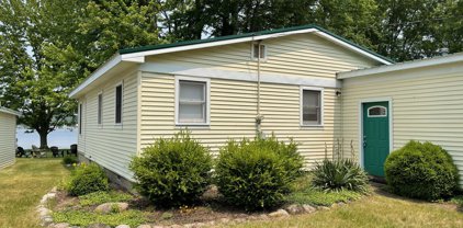 462 Pinecrest Dr. Drive, Coldwater