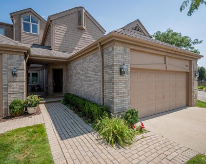 26050 HARBOUR POINTE, Harrison Twp