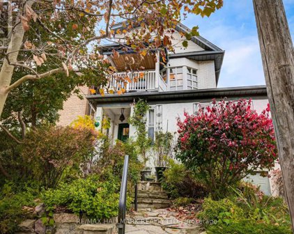 12 Tennis Crescent, Toronto