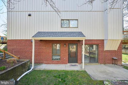 2133 Old Landing Way, Woodbridge