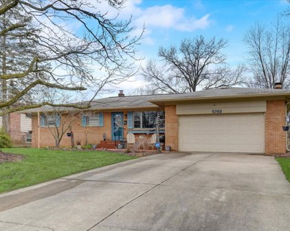5740 Hollister Drive, Speedway
