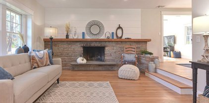 1 Duggan Rd, Acton