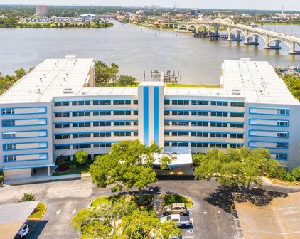 1224 S Peninsula Drive Unit 105, Daytona Beach