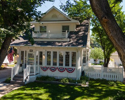 813 2nd Street, Bismarck