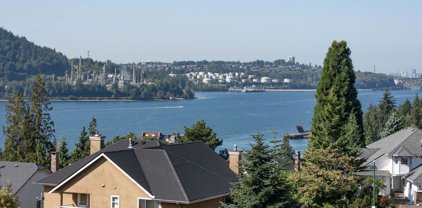 4106 Roche Place, North Vancouver