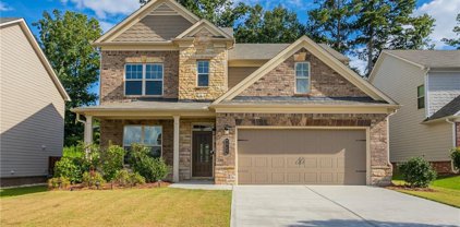 2049 Lakeview Bend Way, Buford
