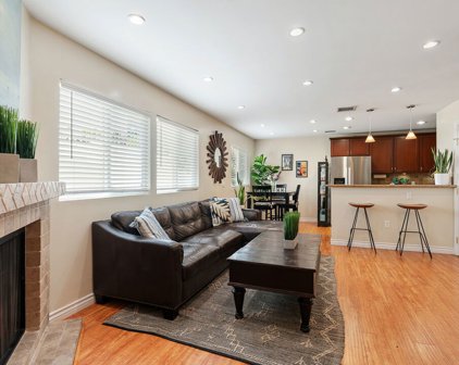 10908  Camarillo St Unit 102, North Hollywood