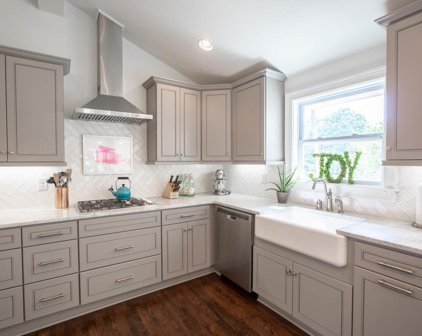 120 Osner Drive, Sandy Springs