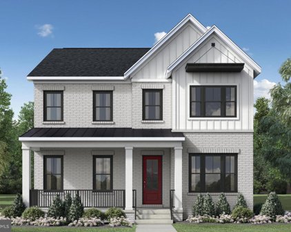 13905 Whisper Dr, North Potomac