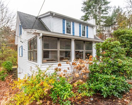 121 Danielson Pike, Foster