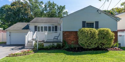 619 5th Avenue, E. Northport