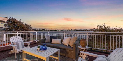 2822 Bayview Dr, Alameda