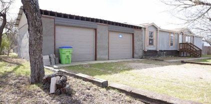 905 County Road 3821, San Antonio