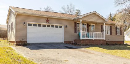 589 Evans Run Dr, Martinsburg